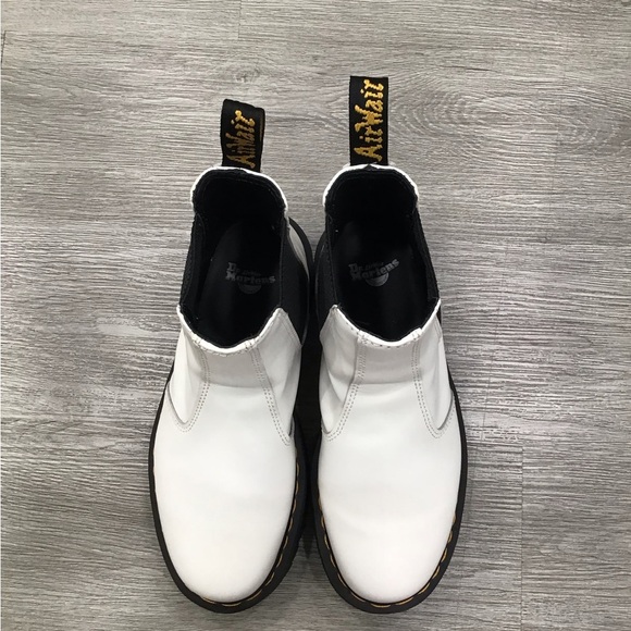 Dr. Martens 2976 Quad Smooth Leather Platform Chelsea Boots White Women’s Size 7 - Picture 3 of 8